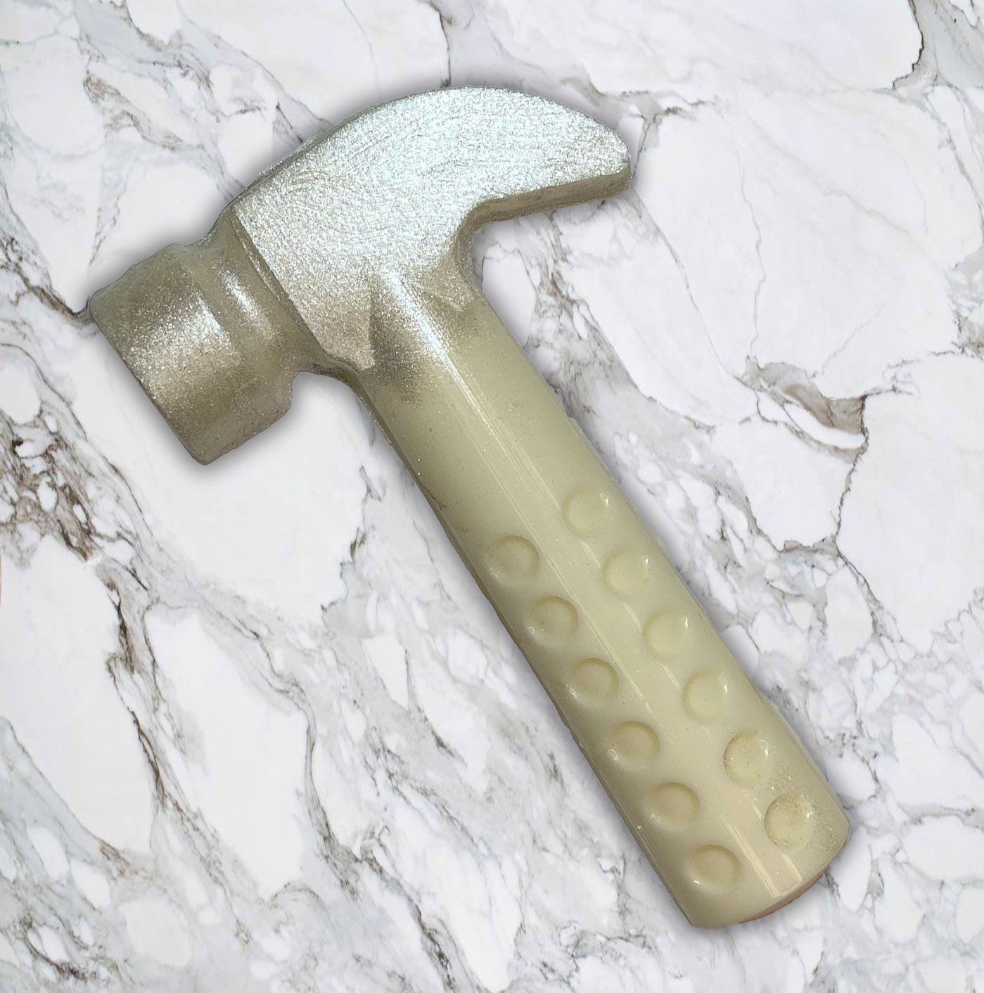 Chocolate hammer White