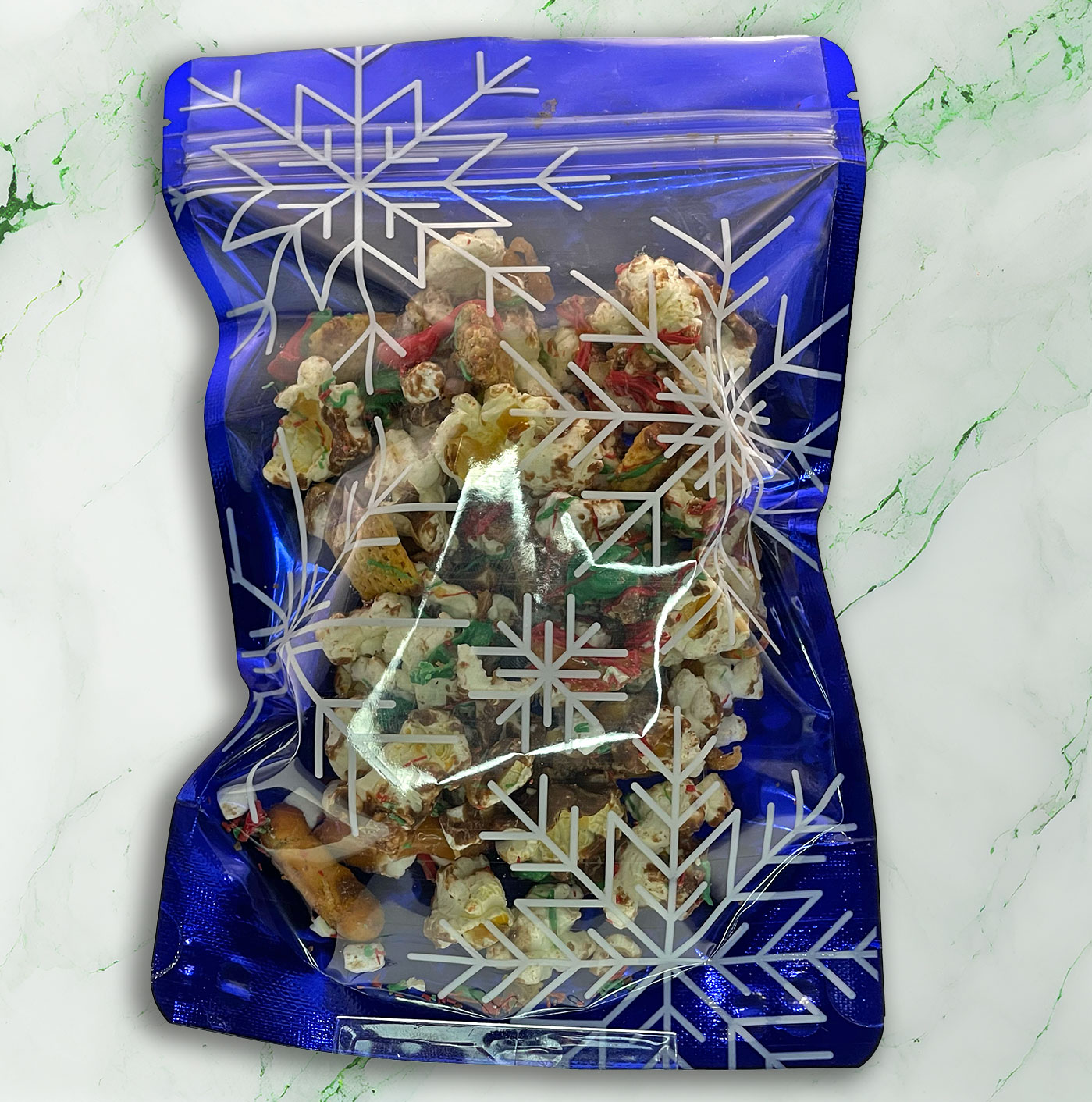 Snowflake Pouch Popcorn