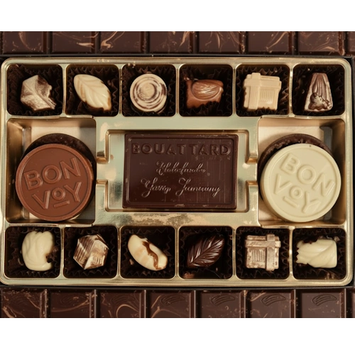 Custom Logo Curated Artisanal Box